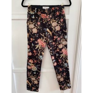 Black Floral Tapered Skinny Dress Pant